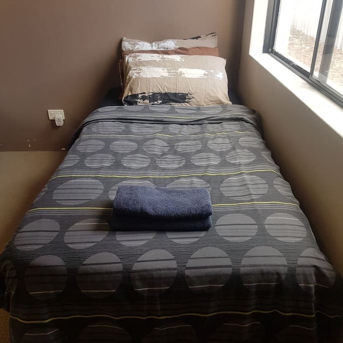 Single Bed-1st Room
