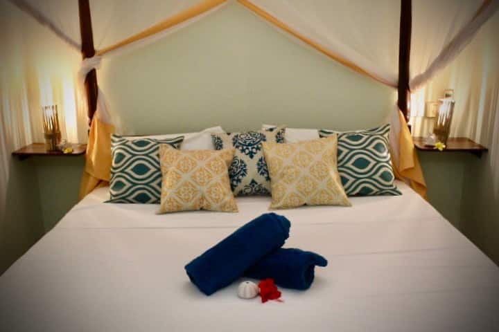 kitanda aina ya king