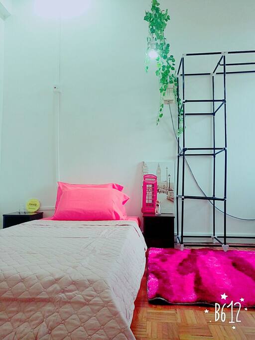 Upstairs room 2..