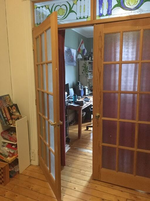 Porte Française de la chambre vers le salon