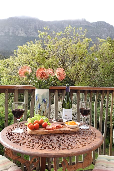 Balcony with spectacular mountain view