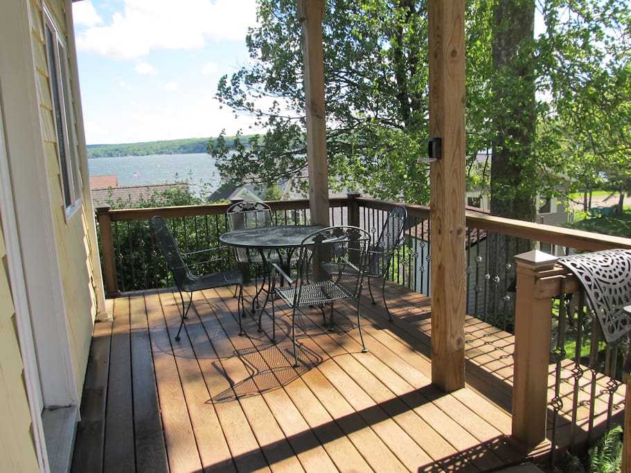 Private porch with great view!