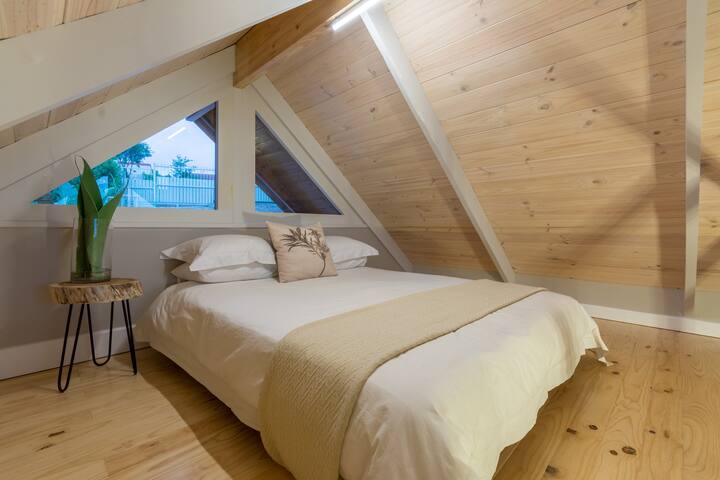 Loft bedroom for the more adventurous, with a double bed.