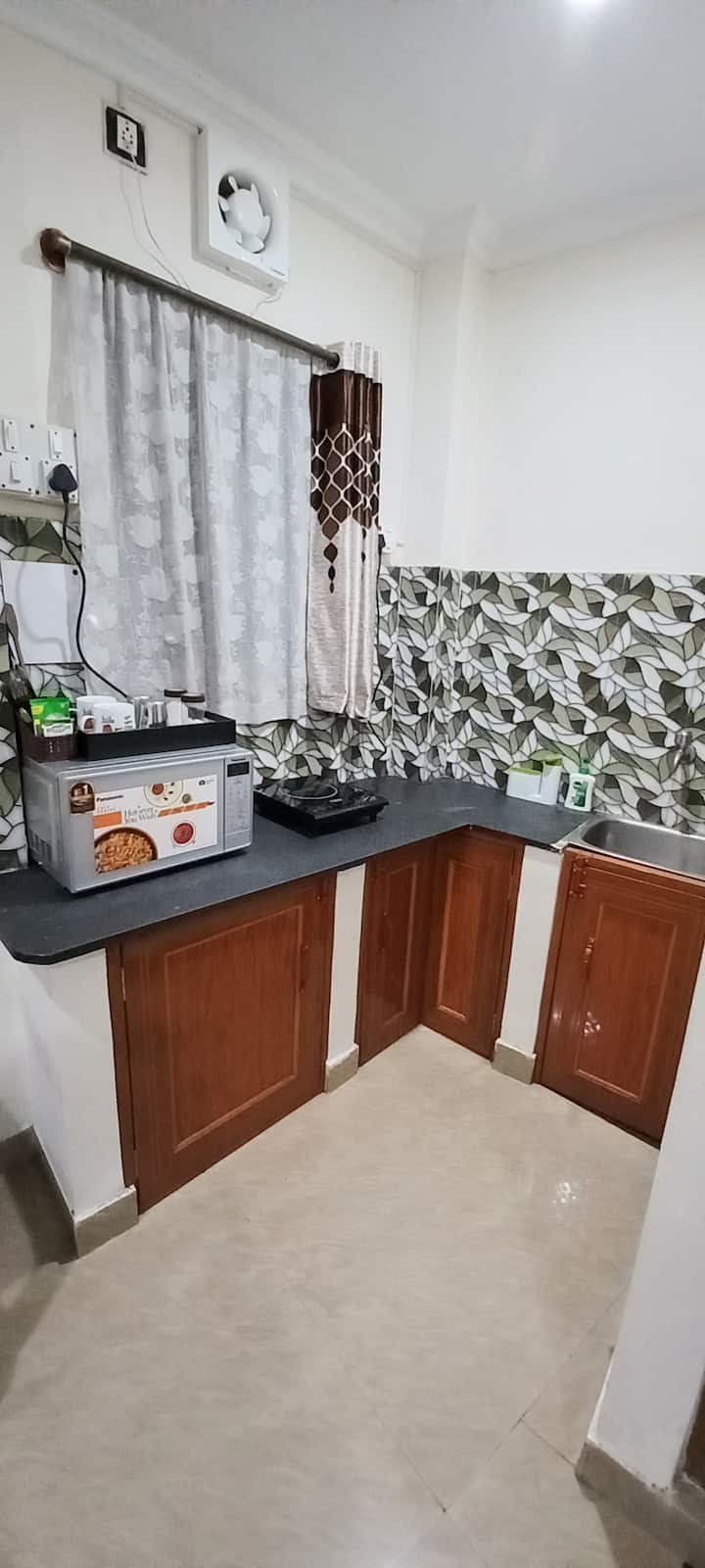 Om Shanti Garden Bungalow (Dhakuria) - Kolkata