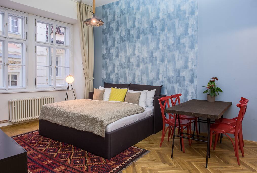 One Bedroom Apartment