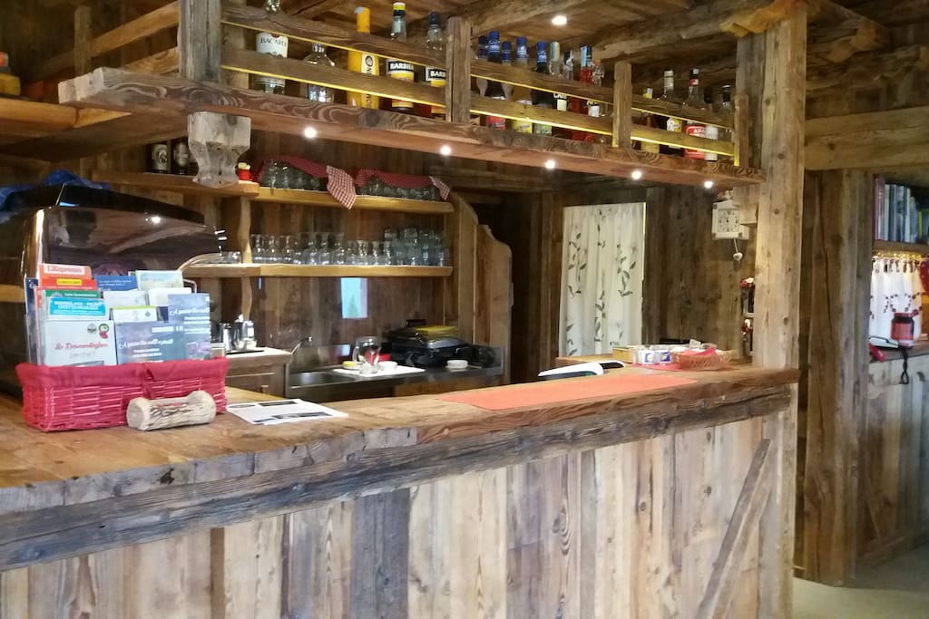 bar on ground floor - bar al piano terra