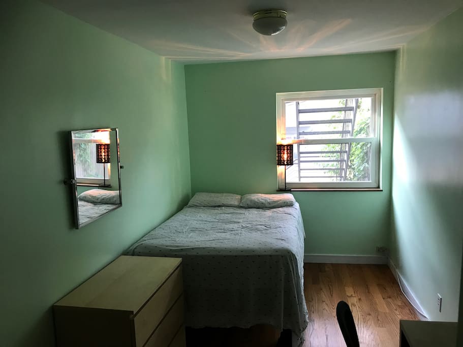 Room for rent