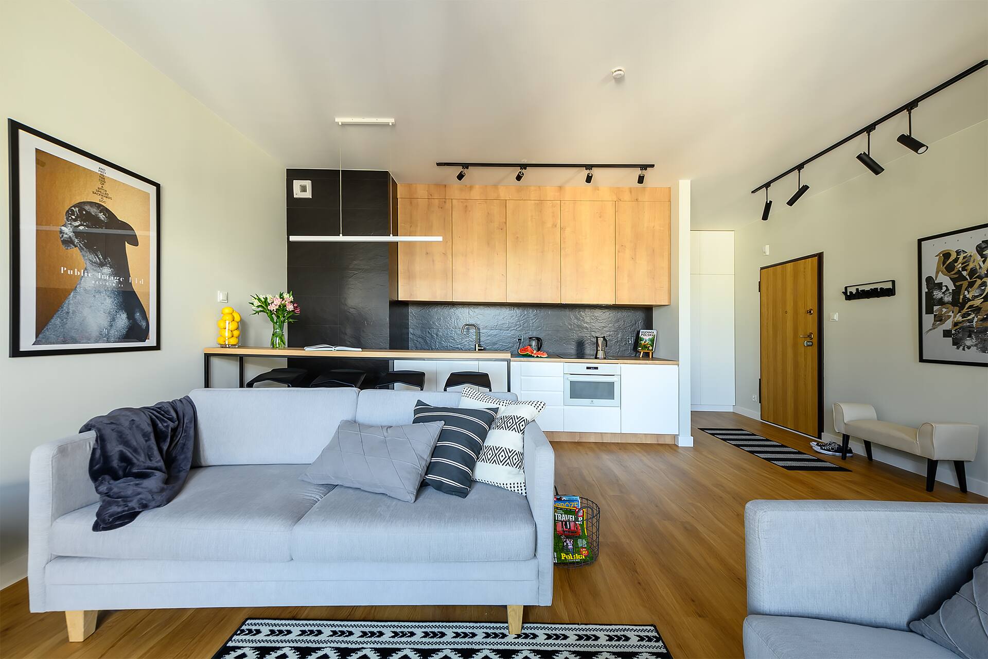 City Luxe | spacious, in the center