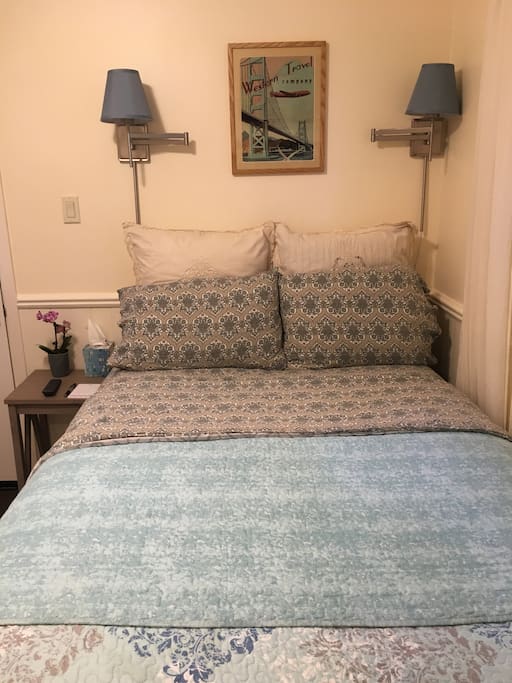 A cozy double bed with an extremely comfortable mattress, your host Tracy.