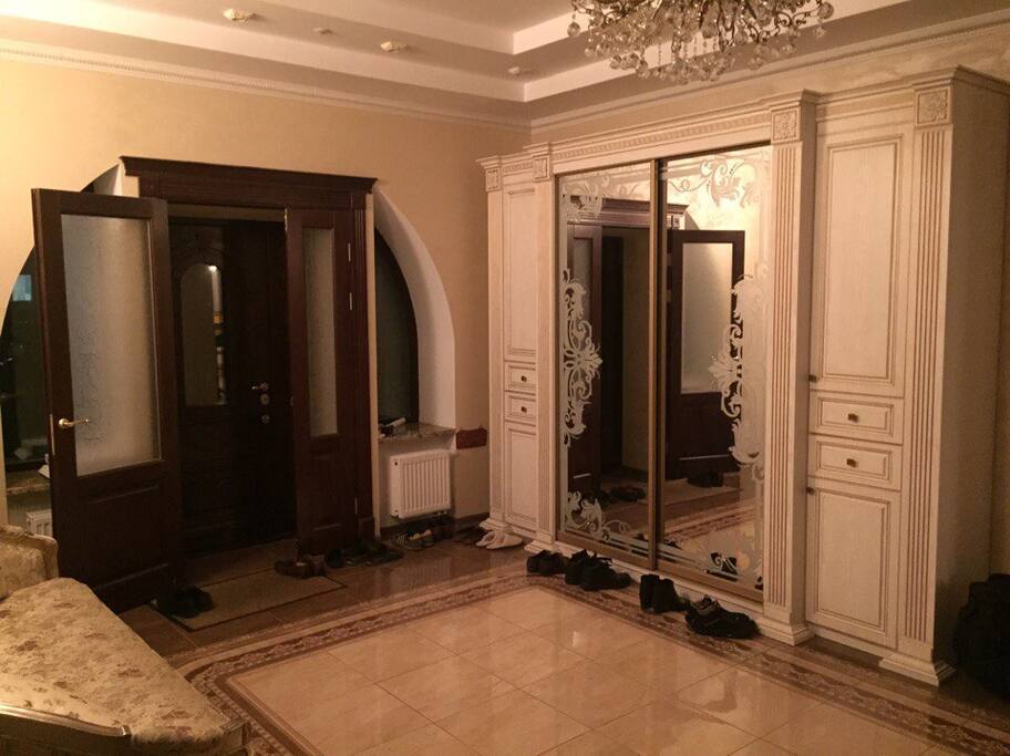 Hall/Гардероб