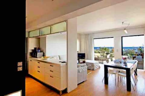 Seaview luxury apartment Alimos Athens