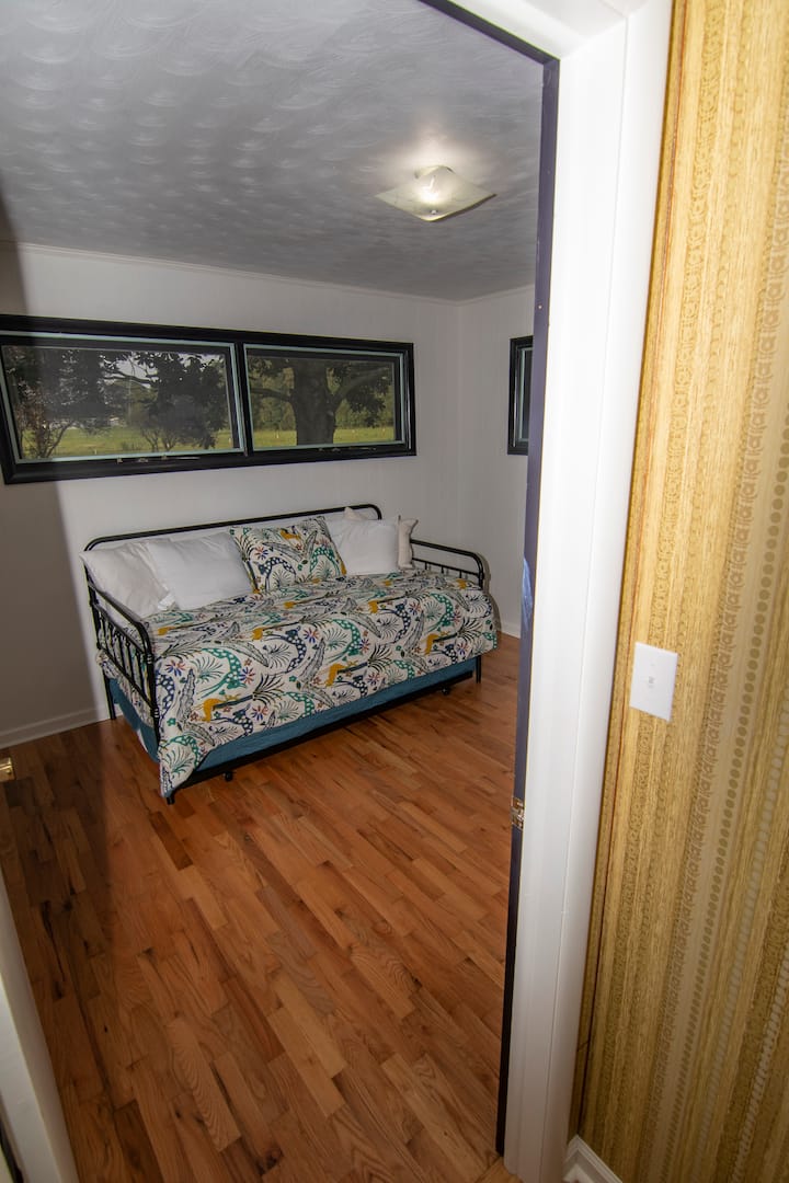 საძინებელი 3