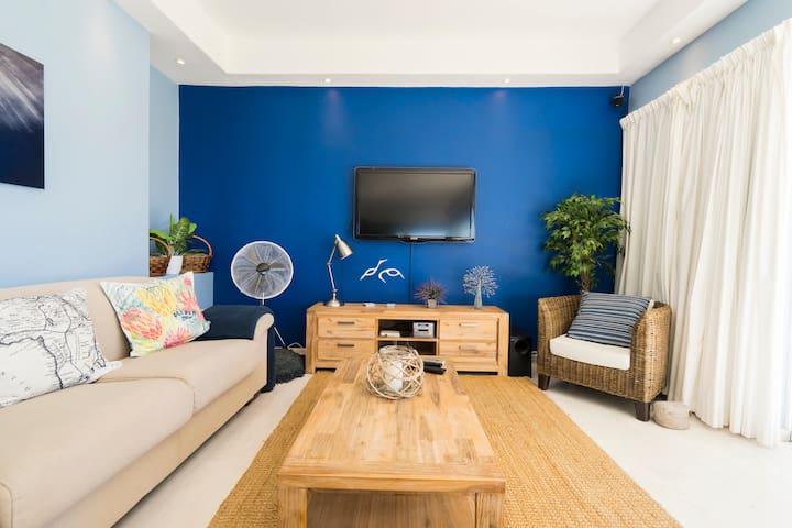 PingusHouse in Simons Town, Private Pool & Garden gallery image 2