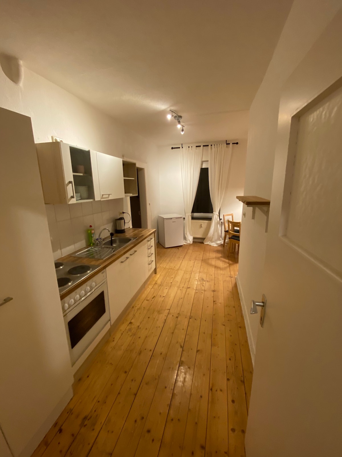 Top Airbnb: Cozy old building apartment near the trade fair in Oesselse