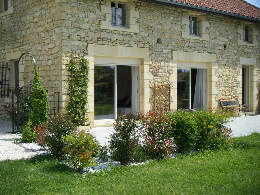 Terrasse sud devant sejour