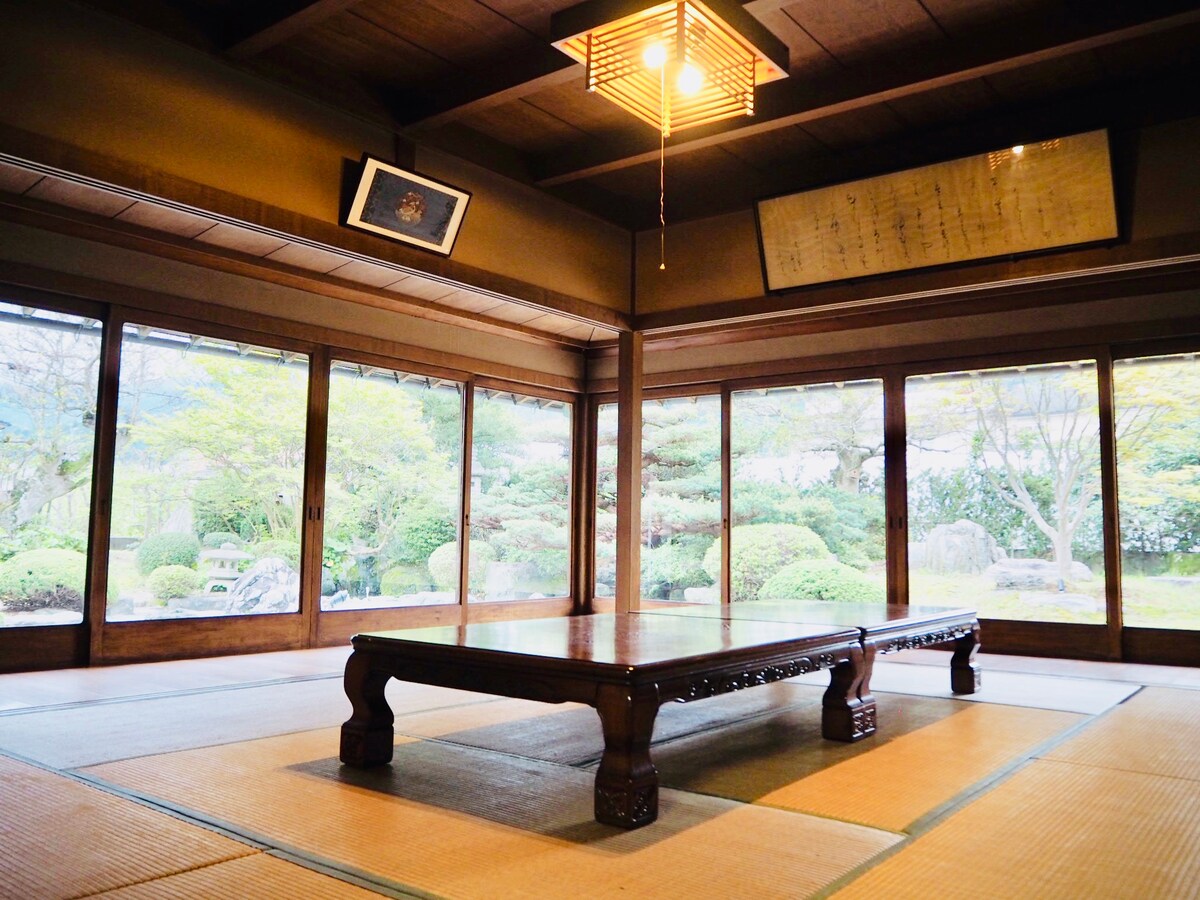 宿屋昭 【SHO Inn】完全一棟貸切宿[日本庭園付］・隣に魚国（飲食店 