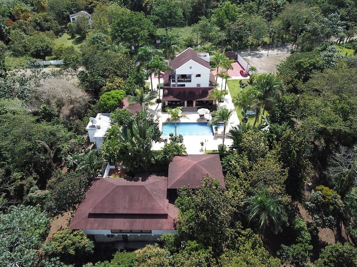 Cambita Garabitos Vacation Rentals & Homes San Cristóbal Province