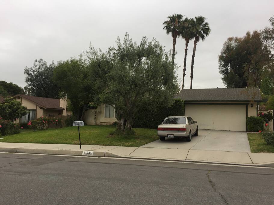 The house comes with driveway parking (street parking is an option as well, and the neighborhood is very safe), 4 bedrooms and 2 full bathrooms.