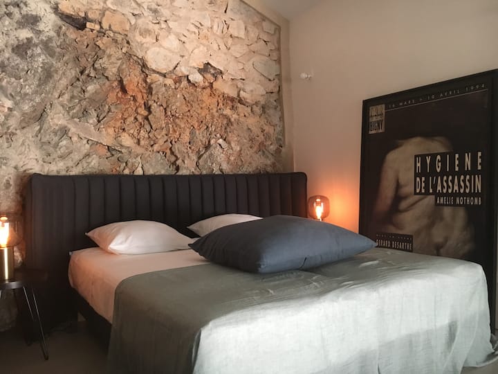 Спална соба 02 во двоен или двоен кревет