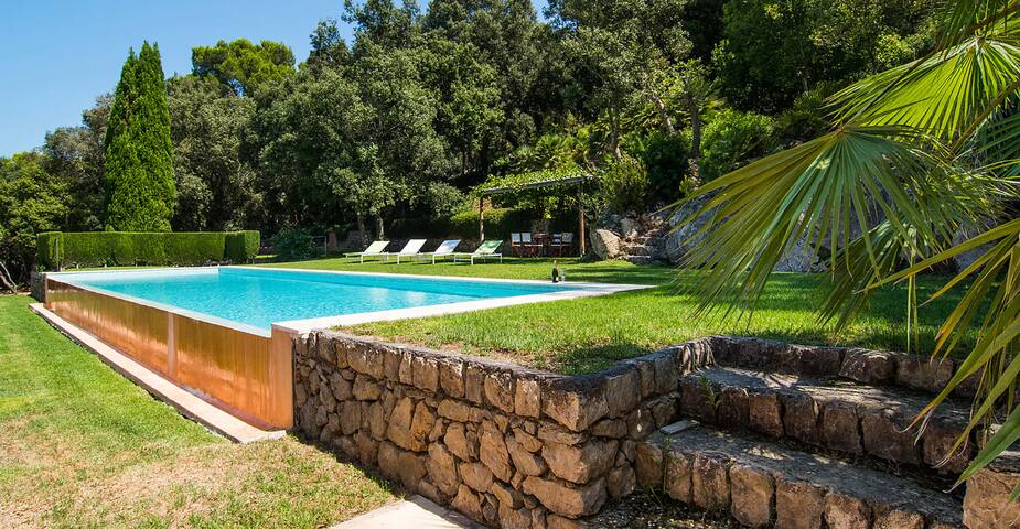 Breathtaking rural Finca in natural park gallery image 5