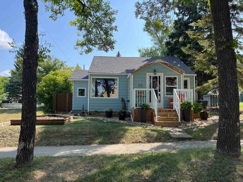Cheerful home on a quiet tree lined street