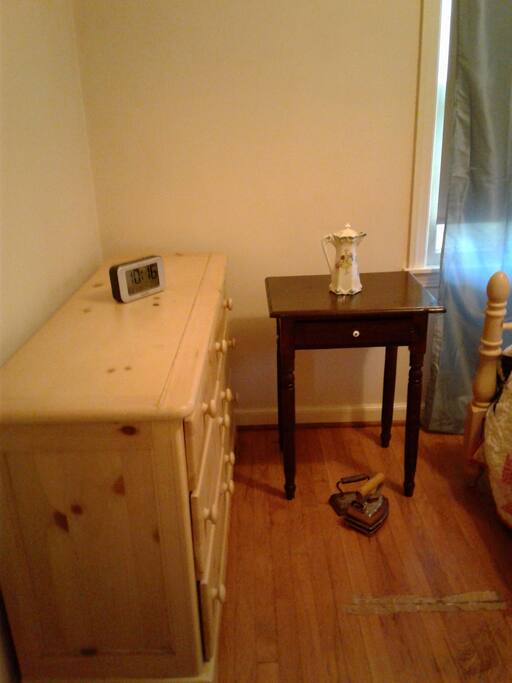 Tobacco Table GG Grandma