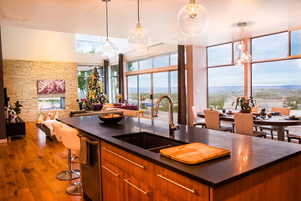 Kitchen with panorama views