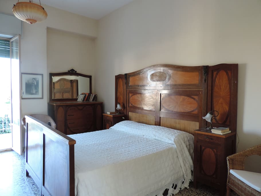 Camera da letto matrimoniale