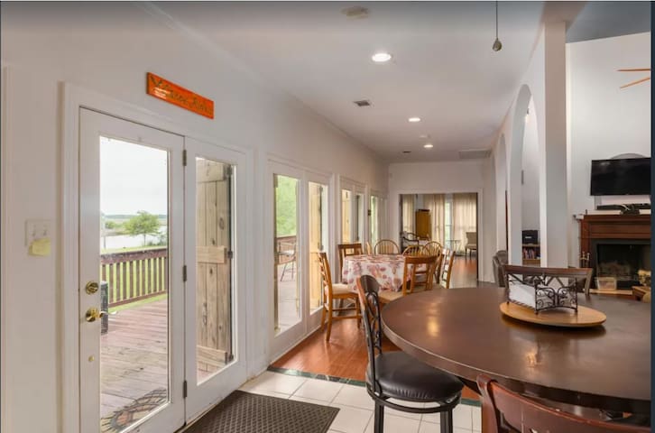 Airbnb Poplarville Vacation Rentals Places To Stay