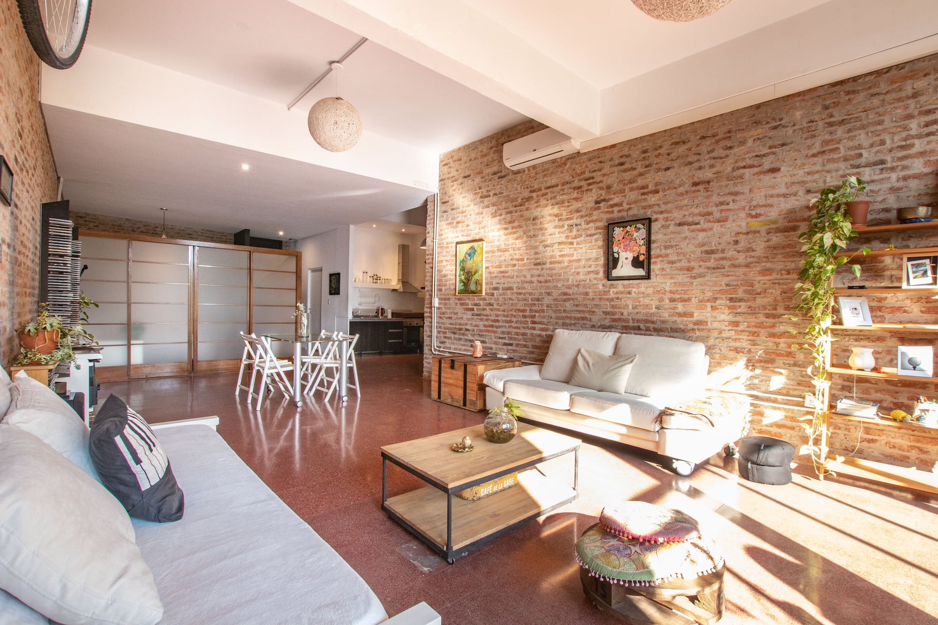 Лофт-студия площадью 80 m² в Colegiales, с балконом