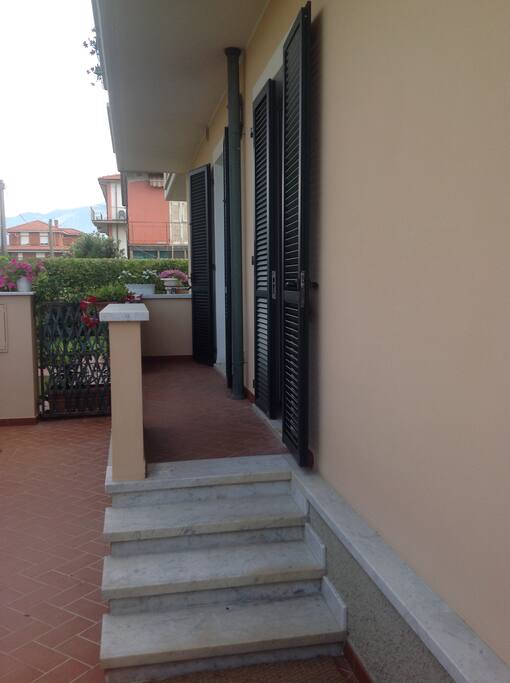 Ingresso appartamento piano terra