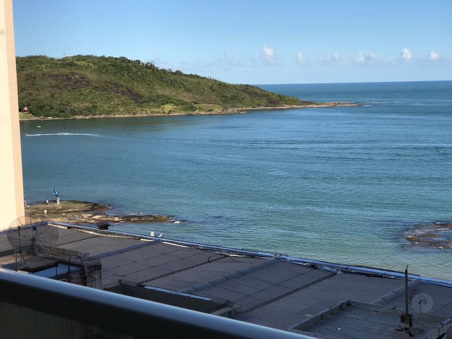 Vista da varanda para esquerda e para Morro Pescaria