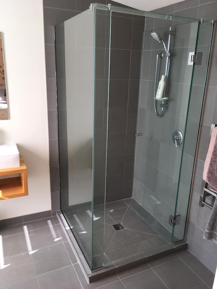 10 Best Airbnb Vacation Rentals In Pepin Island, New Zealand Trip101