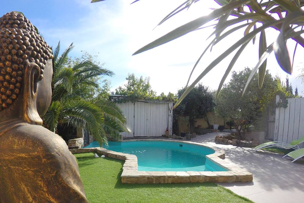 Piscine privée.