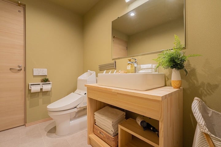 1 F洗面所&トイレ