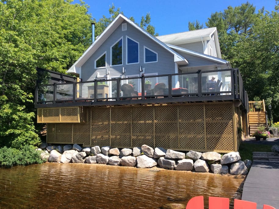 Lakefront 4 season home South Shore, Nova Scotia