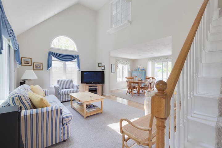 Airbnb West Hyannisport Barnstable Vacation Rentals Places