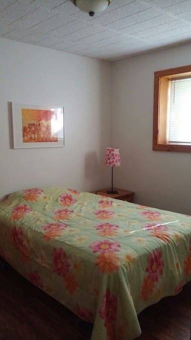 Second bedroom