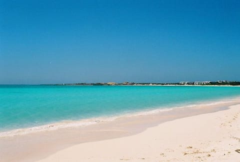 White Sands Sea- spacious clean 5 min walk 2 beach