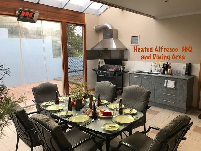 Gilligans gallery image 3