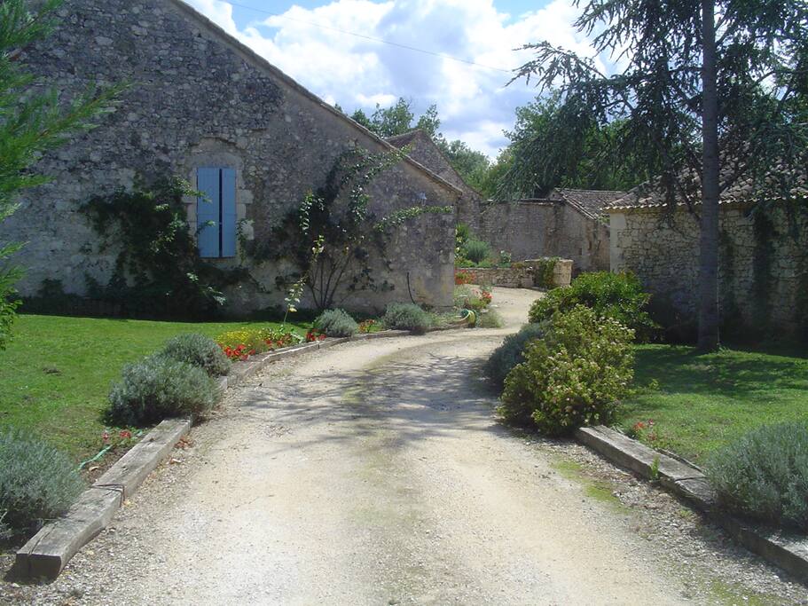Arrivée dans la propriété
