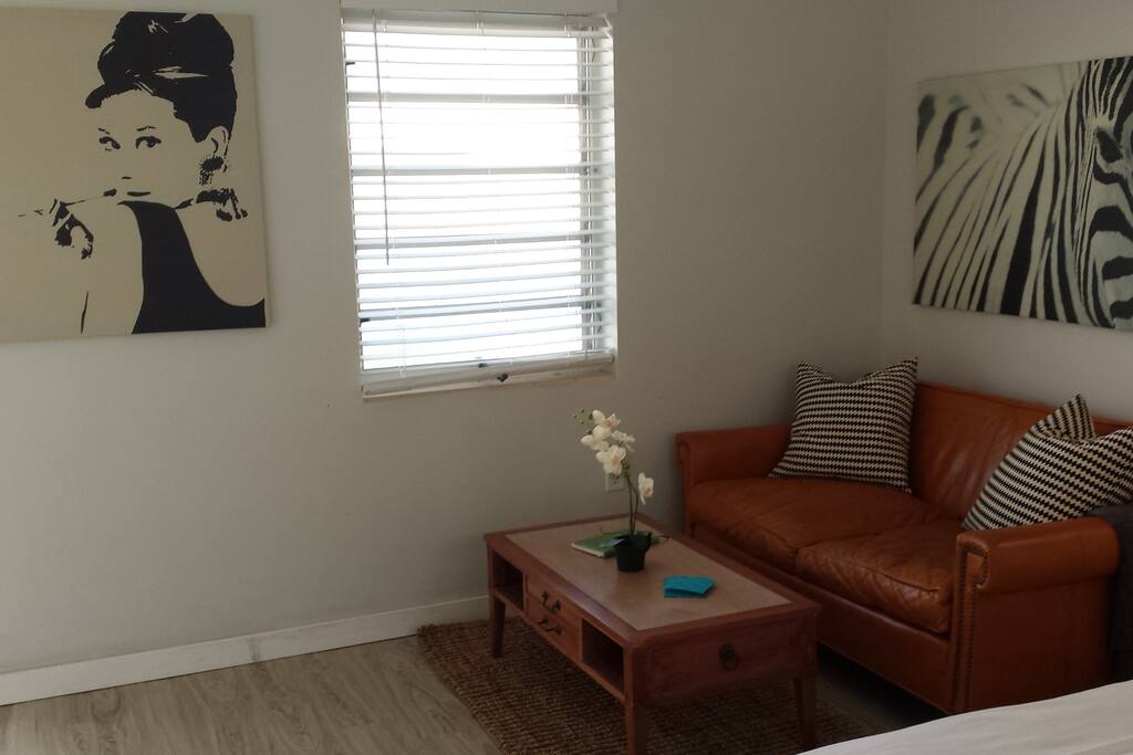Comfortable, clean light and bright space
