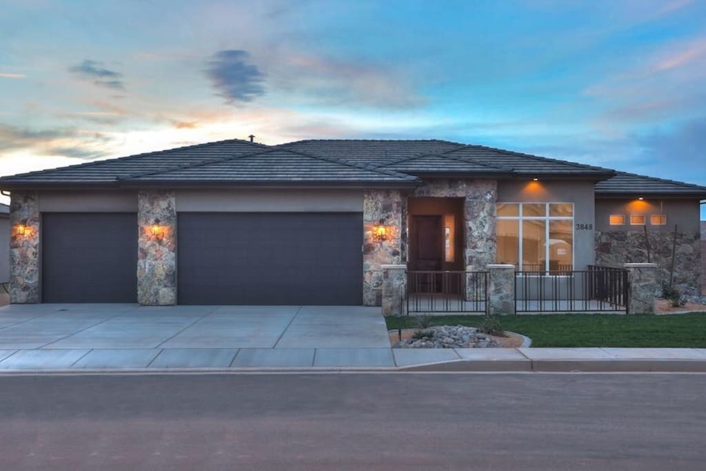 Spacious, Quiet, Cozy custom home