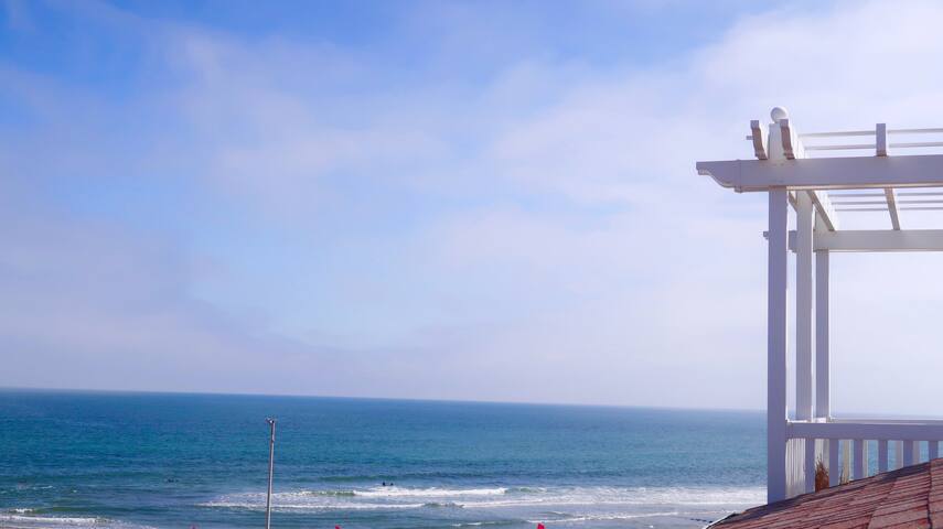 Incredible Beach House -Spectacular Ocean View! gallery image 5