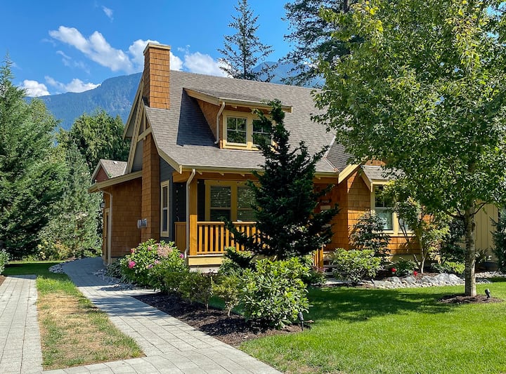 Cultus Lake Vacation Rentals House and Cottage Rentals Airbnb