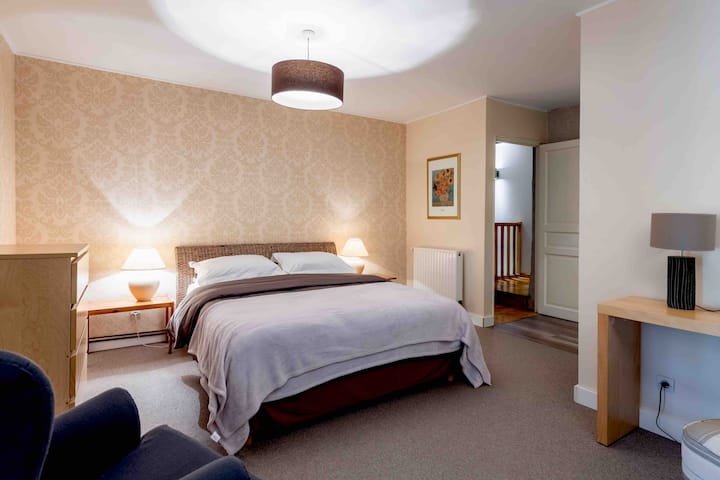 Chumba cha kulala cha Master 1