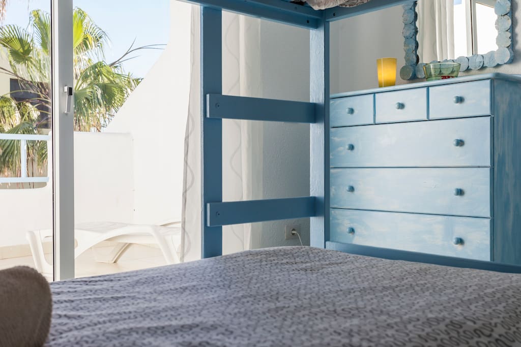 Twin room with balcony