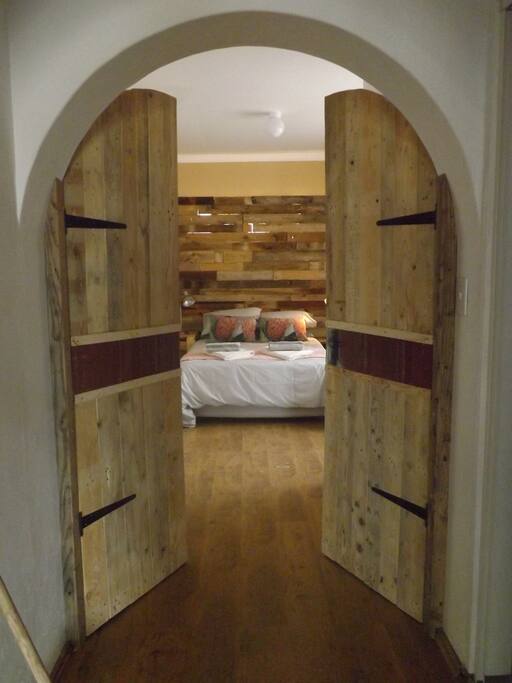Entrance to Protea room with double bed (lower level)