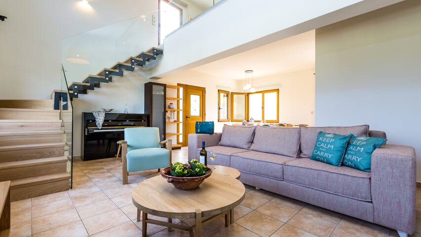 Villa Staride, heated pool, sea view, family, cozy gallery image 2