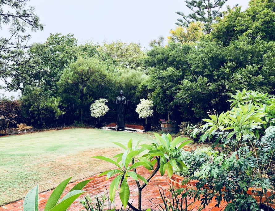 Ashram Gardens